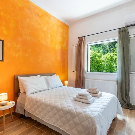 아파트 Teachers' House Potamós