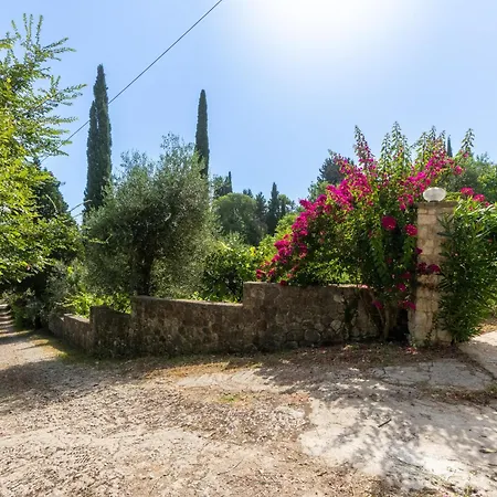 Teachers' House Potamos (Corfu)