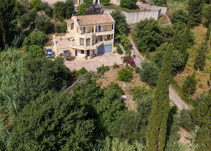 Teachers' House Апартаменты Potamos (Corfu)